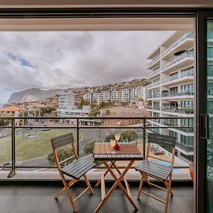 Apartment Cozy T2 With Ocean View, Funchal (Madeira)